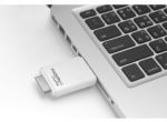 PhotoFast i-FlashDrive 8GB - USB док конектор и flash памет за iPad, iPhone и iPod с док
